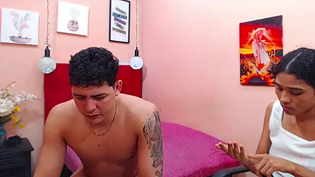 Snapshot of destroys_girls chatting on 8, 1, 2025 destroys girls online show from 8, 1, 2025