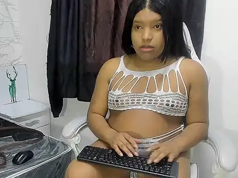 ShanayaKops online show from 24, 11, 2025