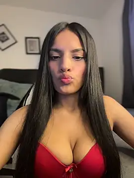 Dulceeany online show from 5, 5, 2026