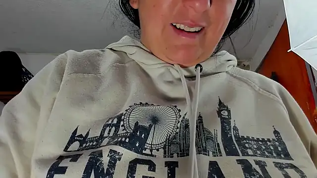 Extrem HairyPussy online show from 21, 4, 2026