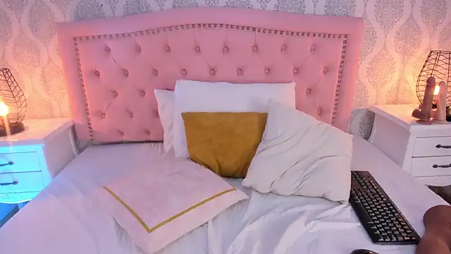 martina rivera  online show from 22, 2, 2025