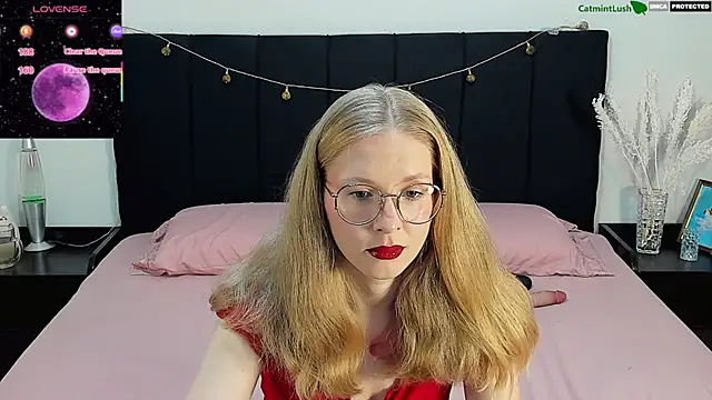 Snapshot of CatmintLush chatting on 10, 7, 2026 CatmintLush online show from 10, 7, 2026