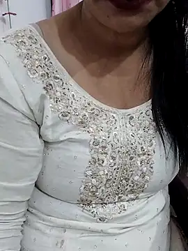 Urmila bhabhii online show from 4, 12, 2025