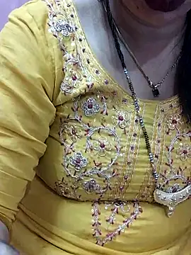 Urmila bhabhii online show from 9, 3, 2025