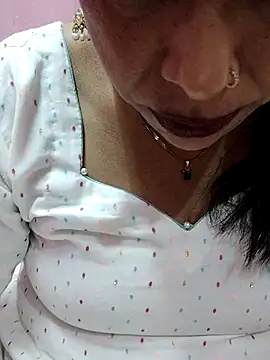 Urmila bhabhii online show from 18, 3, 2025