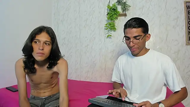 Snapshot of jony_honey chatting on 10, 6, 2026 jony honey online show from 10, 6, 2026