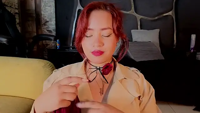 Estrella05  online show from 18, 10, 2025