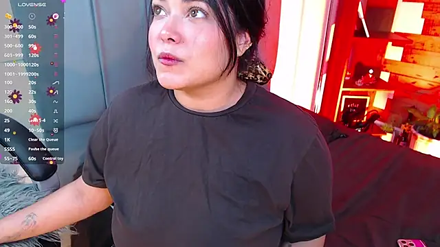 VictoriaMontero30000 online show from 2, 12, 2025