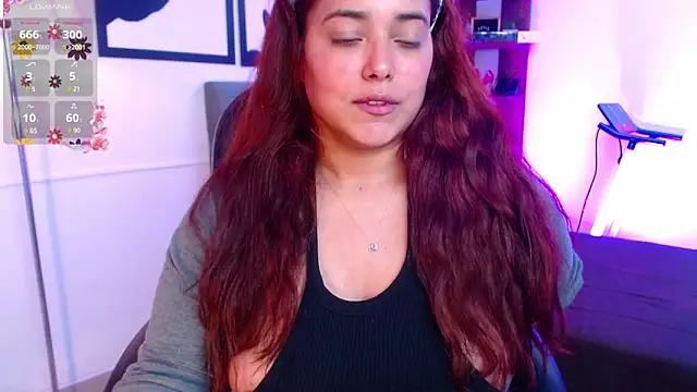 VictoriaMontero30000 online show from 12, 3, 2025