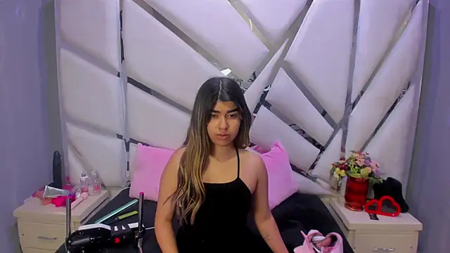 NahomiConnor  online show from 26, 9, 2025