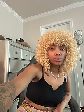 butterflybootyy online show from 19, 12, 2025