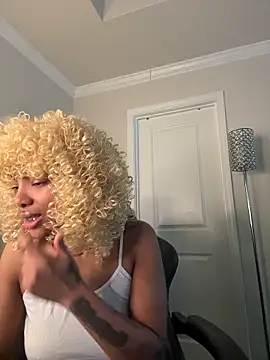 butterflybootyy online show from 21, 12, 2025