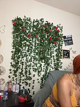 butterflybootyy online show from 30, 11, 2025