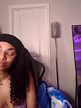 butterflybootyy online show from 19, 5, 2026