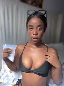 BhadBhad Kitty online show from 20, 3, 2025