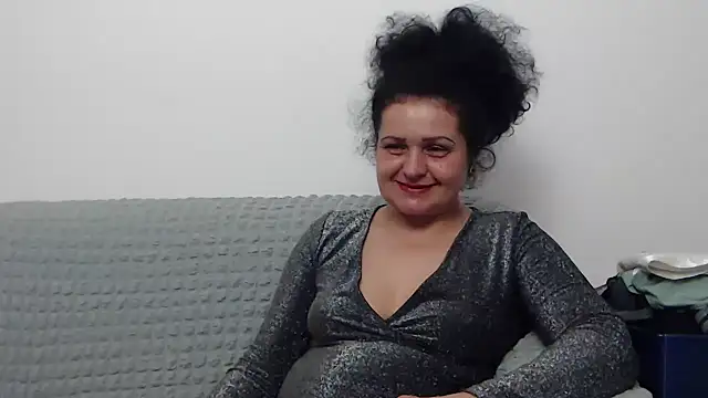 MilfValerie online show from 30, 1, 2025