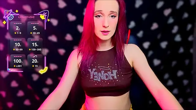 AgathaNoxe online show from 14, 4, 2026