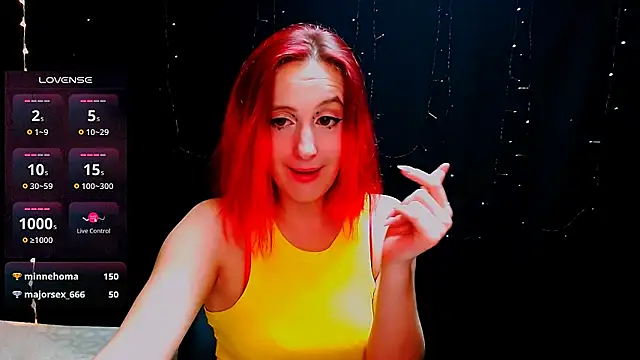 Snapshot of AgathaNoxe chatting on 4, 2, 2025 AgathaNoxe online show from 4, 2, 2025