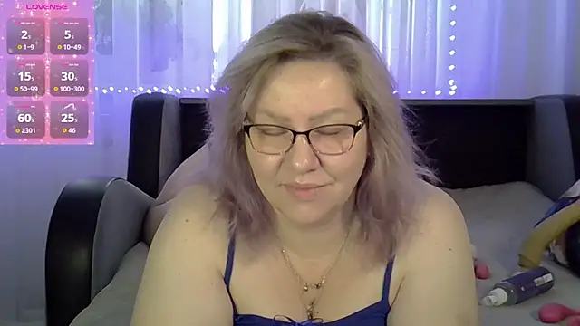 AngelinaGlam online show from 12, 10, 2025