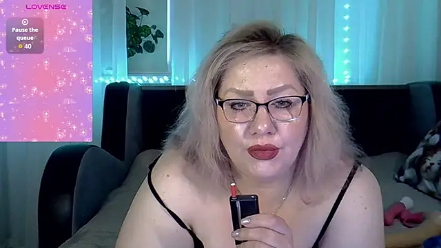 AngelinaGlam online show from 27, 9, 2025