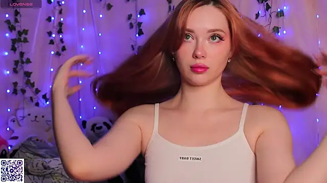 Snapshot of YourSkyAni chatting on 30, 11, 2025 YourSkyAni online show from 30, 11, 2025