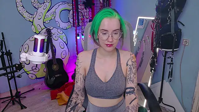 Snapshot of Cumpotik_Eve chatting on 18, 6, 2026 Cumpotik Eve online show from 18, 6, 2026
