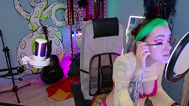 Snapshot of Cumpotik_Eve chatting on 21, 6, 2026 Cumpotik Eve online show from 21, 6, 2026