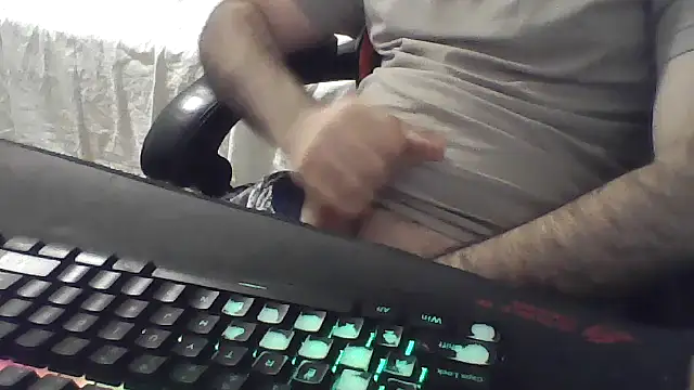 squiddy 69 online show from 4, 10, 2025