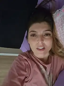 Lizzymontanaa online show from 12, 11, 2025