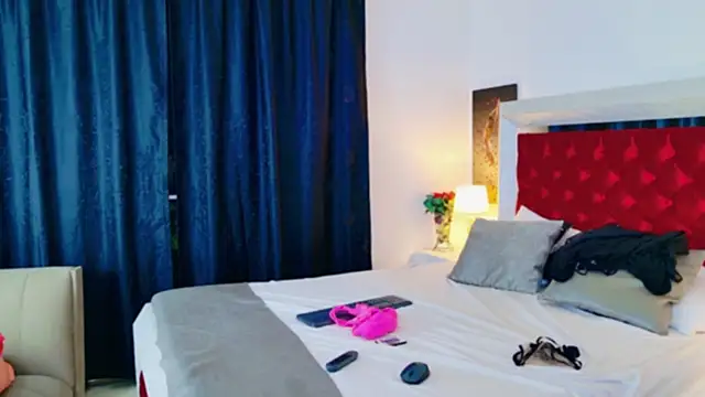 Lizzymontanaa online show from 25, 10, 2025