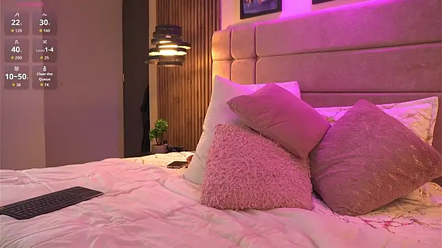 Chloe Cherry21 online show from 8, 11, 2025