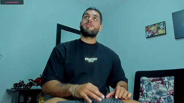 SamirHazard97 online show from 28, 2, 2025