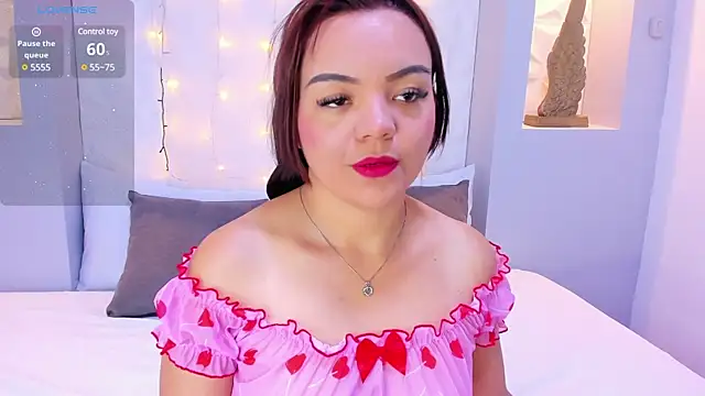 EmilyRouss  online show from 14, 3, 2025