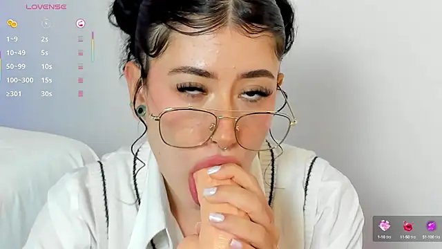 melody suarez online show from 8, 3, 2025