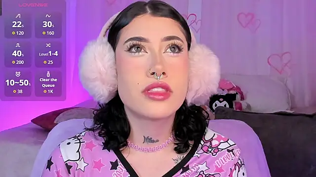 melody suarez online show from 2, 11, 2025