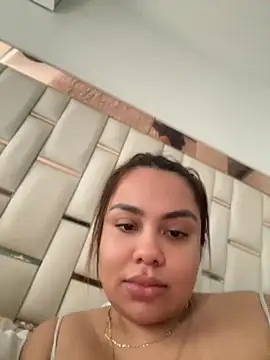 valeria2019hot online show from 10, 4, 2026