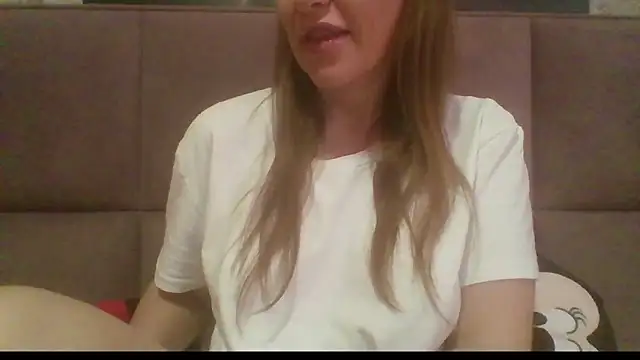 Sladkiegubki online show from 17, 11, 2025