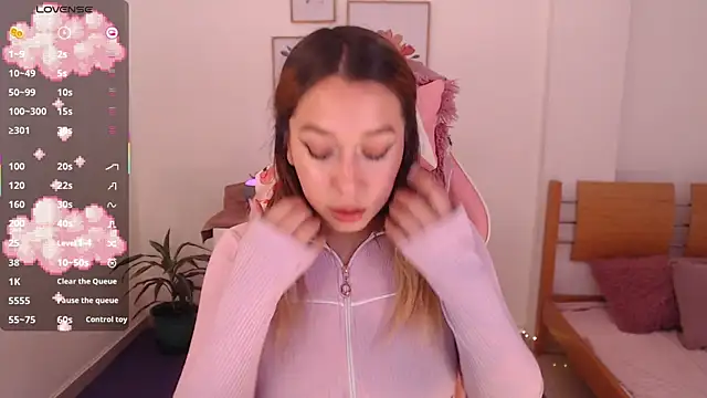 Dahlia  espresso online show from 12, 2, 2026