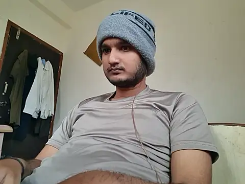 Jonrobinso online show from 3, 12, 2025