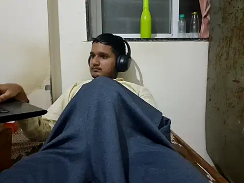 Jonrobinso online show from 2, 12, 2025