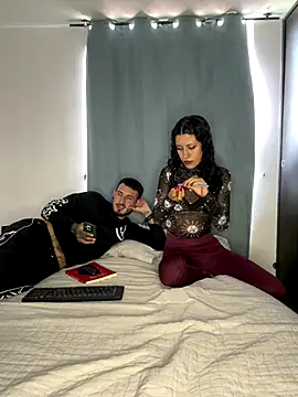 anika lowen02 online show from 26, 9, 2025