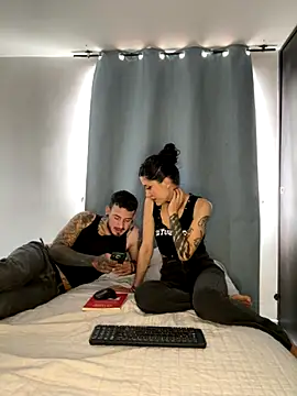 anika lowen02 online show from 25, 9, 2025