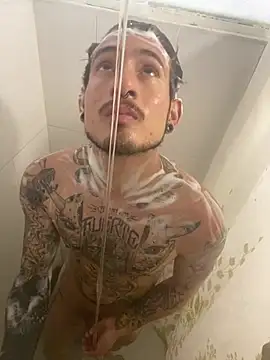 anika lowen02 online show from 14, 1, 2025