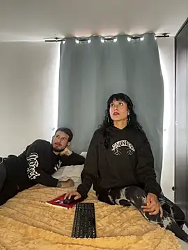 anika lowen02 online show from 29, 10, 2025