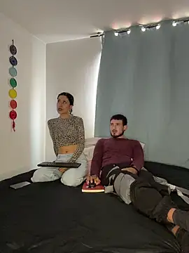 anika lowen02 online show from 16, 10, 2025