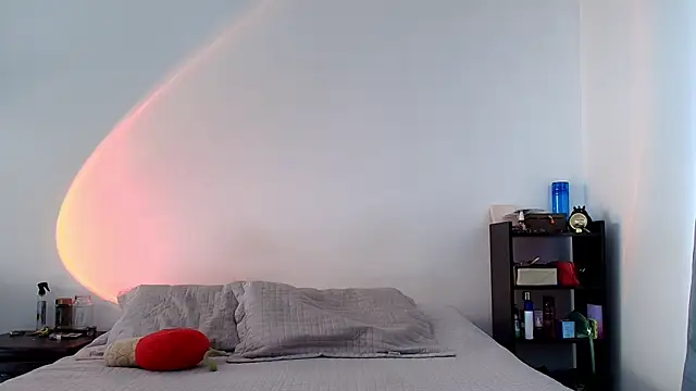 anika lowen02 online show from 21, 3, 2025