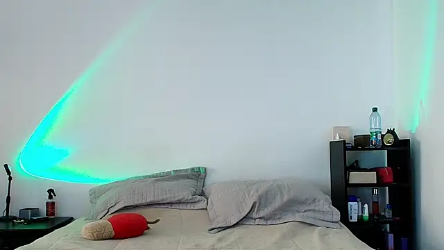 anika lowen02 online show from 3, 3, 2025