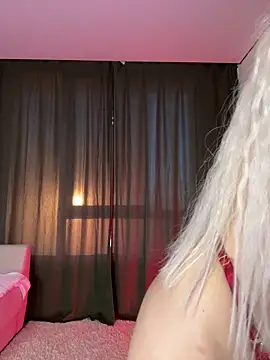 LoveLuna  online show from 31, 5, 2026