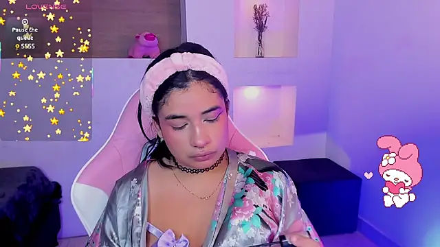 Snapshot of BonnieTaylor0 chatting on 11, 3, 2025 BonnieTaylor0 online show from 11, 3, 2025