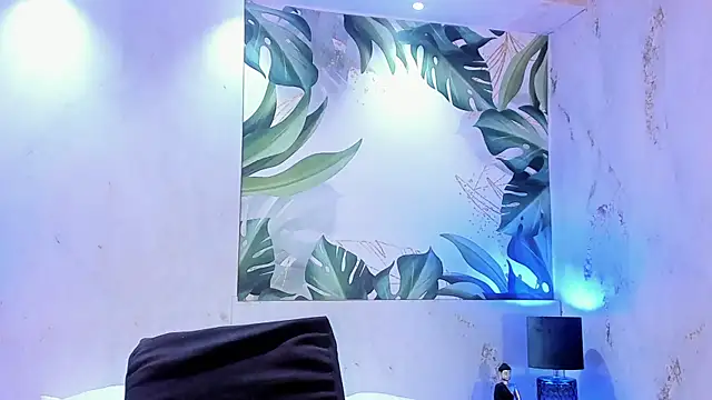 MelaniieRoux online show from 16, 4, 2026